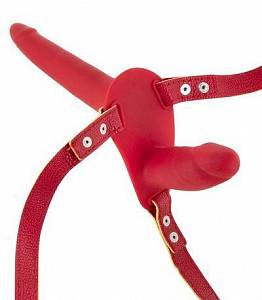 Двойной страпон Fetish Tentation Strap-On with Double Dildo, красный